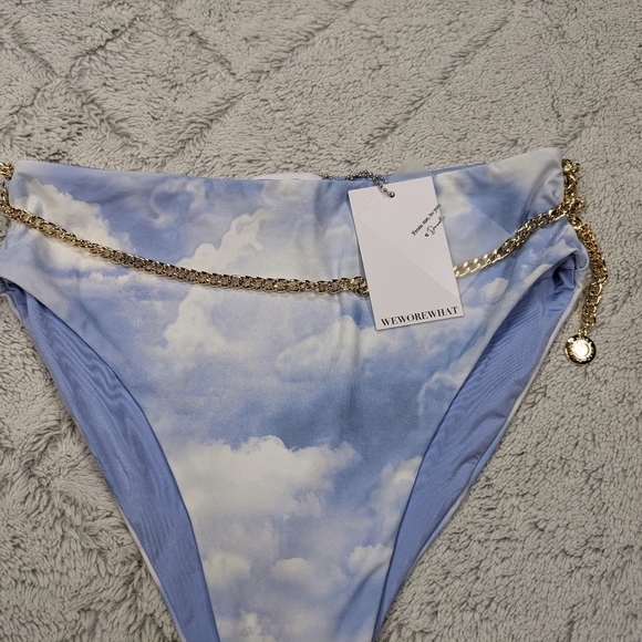 WeWoreWhat Swim Bottom Women's S Blue Powder Clouds Belted Emily Hi-Waist NEW - Picture 2 of 6